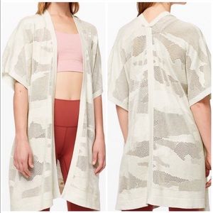 Lululemon find your light wrap